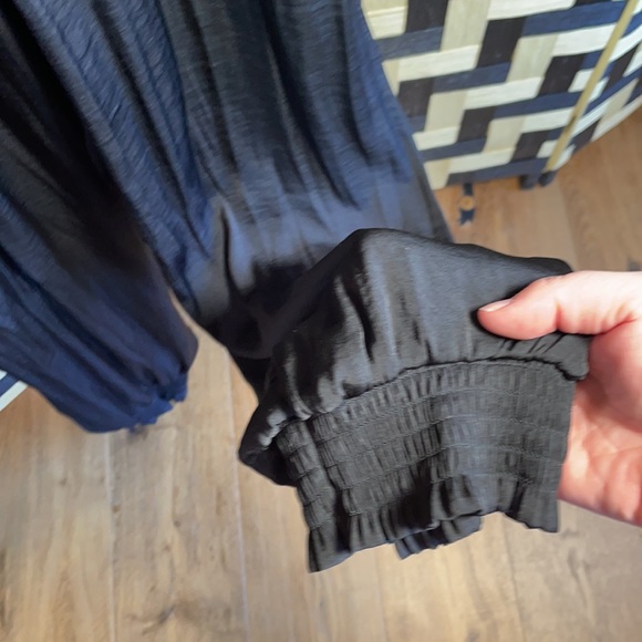 Vince Camuto Hammered Satin Jumpsuit - Picture 8 of 9